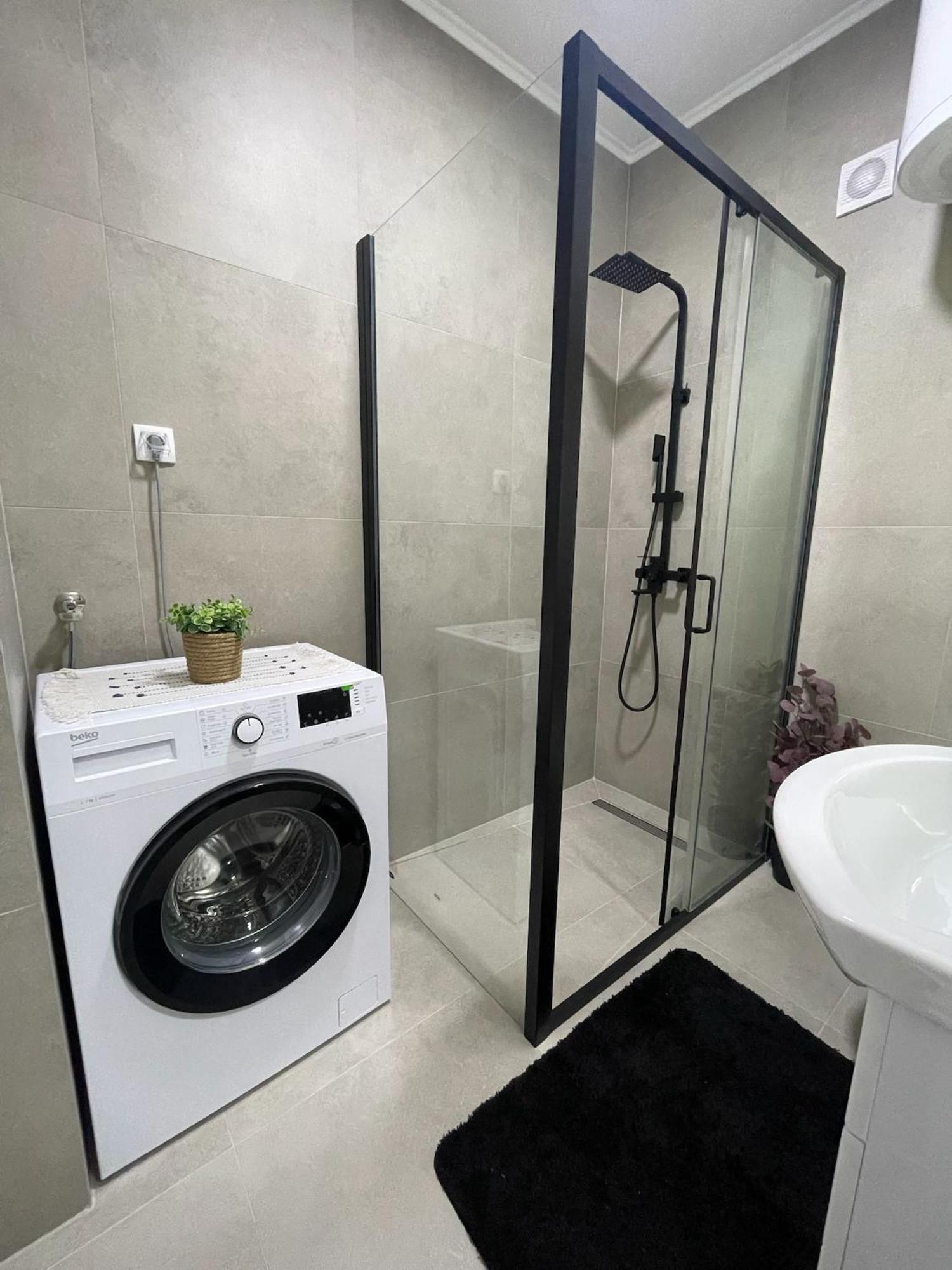 Apartman Avenia Novi Sad Exterior photo